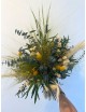 Bouquet avec fleurs vertes et jaunes