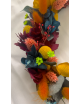 Couronne florales avec fleurs rouges, oranges et jaunes